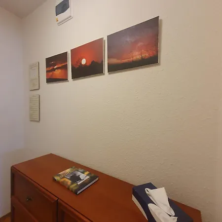 فندق مبيت وإفطار Csiszarhegyi Vadaszhaz Karád
