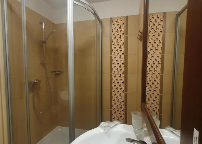 Csiszarhegyi Vadaszhaz Oda ve Kahvaltı Karád